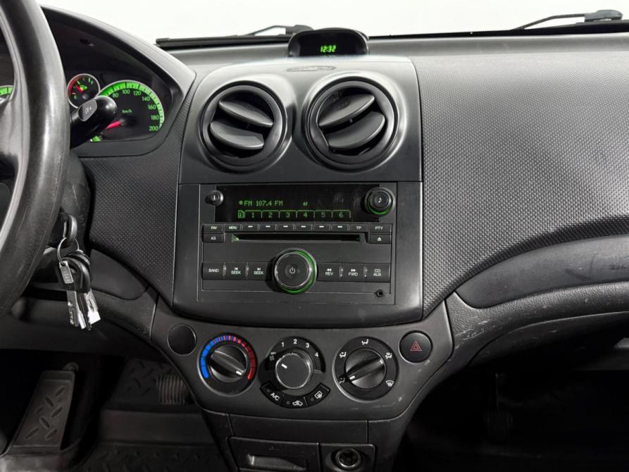 Chevrolet Aveo I Санкт-Петербург  - изображение 16