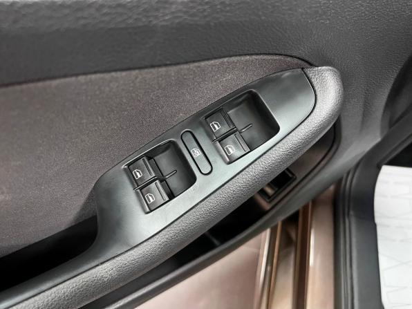 Volkswagen Jetta VI с пробегом 2012 года, цена 1 190 000 рублей, 152067 км, седан, Автокод Объявления
