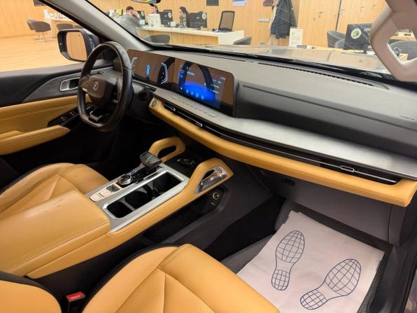 Changan Hunter Plus с пробегом 2023 года, цена 2 348 000 рублей, 110000 км, offers.body_type.unknown, Автокод Объявления