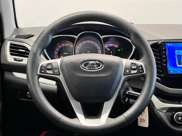 Lada (ВАЗ) Vesta I с пробегом 2018 года, цена 899 000 рублей, 180725 км, седан, Автокод Объявления