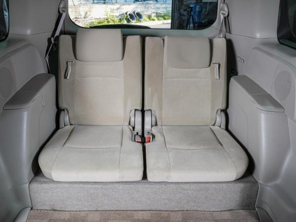 Toyota ISis I Рестайлинг с пробегом 2013 года, цена 1 219 000 рублей, 162880 км, компактвэн, Автокод Объявления