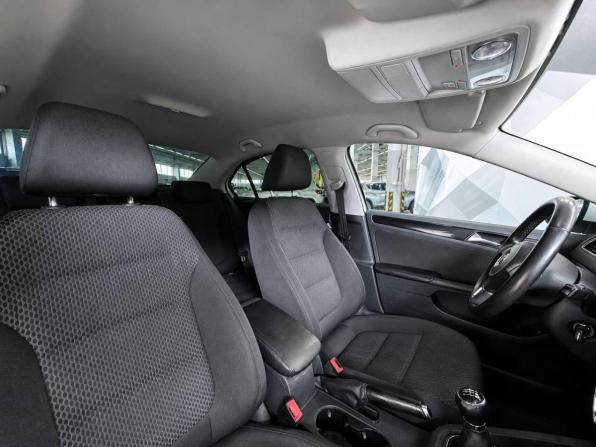 Volkswagen Jetta VI с пробегом 2012 года, цена 999 000 рублей, 110928 км, седан, Автокод Объявления