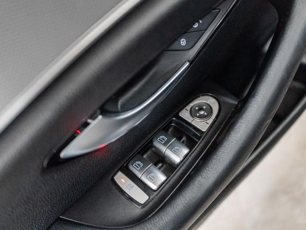 Mercedes-Benz E-Класс V (W213 S213 C238) с пробегом 2018 года, цена 2 650 000 рублей, 167250 км, седан, Автокод Объявления