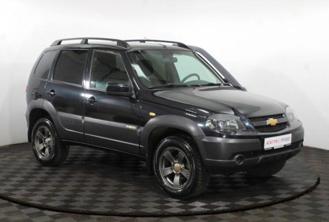Chevrolet Niva I Рестайлинг с пробегом 2017 года, цена 750 000 рублей, 100294 км, внедорожник, Автокод Объявления