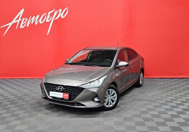 Hyundai Solaris II Рестайлинг с пробегом 2021 года, цена 1 595 000 рублей, 75315 км, седан, Автокод Объявления