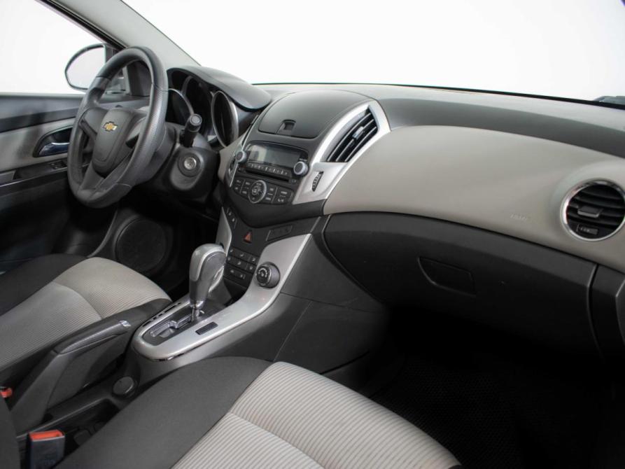 Chevrolet Cruze I Рестайлинг Москва  - изображение 10