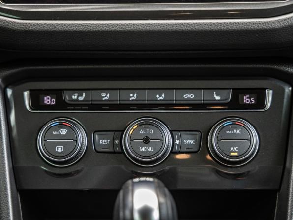 Volkswagen Tiguan II с пробегом 2017 года, цена 2 198 000 рублей, 184121 км, внедорожник, Автокод Объявления