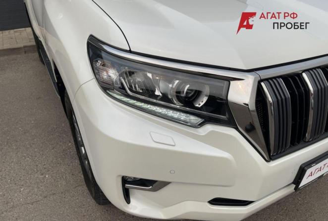 Toyota Land Cruiser Prado 150 Series Рестайлинг 2 с пробегом 2019 года, цена 5 780 000 рублей, 104311 км, внедорожник, Автокод Объявления