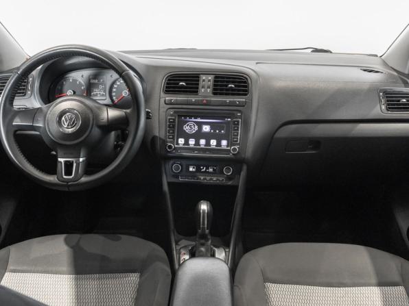 Volkswagen Polo V с пробегом 2014 года, цена 740 000 рублей, 245469 км, седан, Автокод Объявления