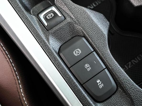 Chevrolet Monza II Рестайлинг с пробегом 2023 года, цена 1 639 000 рублей, 11922 км, седан, Автокод Объявления