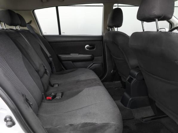 Nissan Tiida I Рестайлинг с пробегом 2011 года, цена 749 000 рублей, 147211 км, хэтчбек, Автокод Объявления