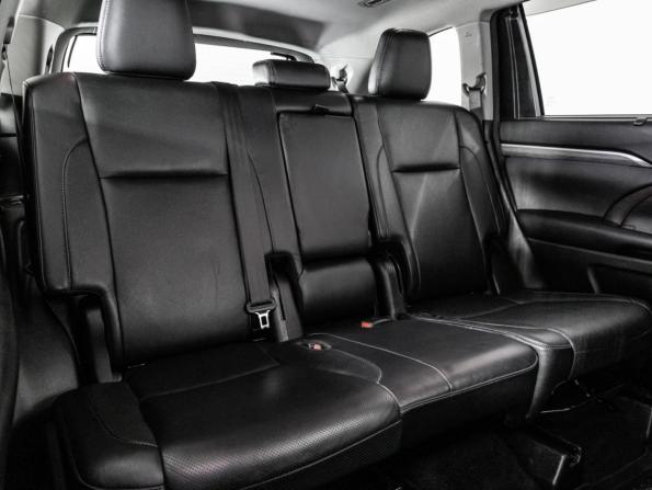 Toyota Highlander III (XU50) Рестайлинг с пробегом 2018 года, цена 3 999 000 рублей, 52105 км, внедорожник, Автокод Объявления