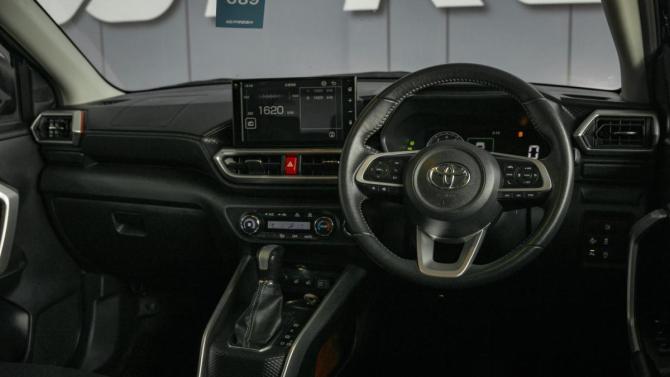 Toyota Raize I с пробегом 2021 года, цена 1 529 000 рублей, 74000 км, внедорожник, Автокод Объявления