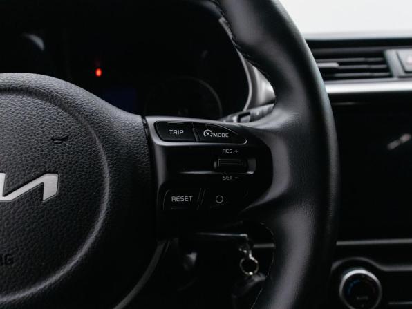 Kia Rio IV Рестайлинг с пробегом 2022 года, цена 2 236 000 рублей, 28826 км, хэтчбек, Автокод Объявления