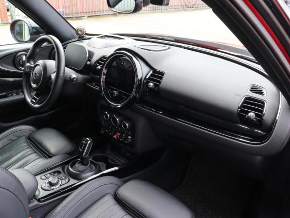 Mini Clubman II Рестайлинг с пробегом 2022 года, цена 4 550 000 рублей, 28576 км, универсал, Автокод Объявления
