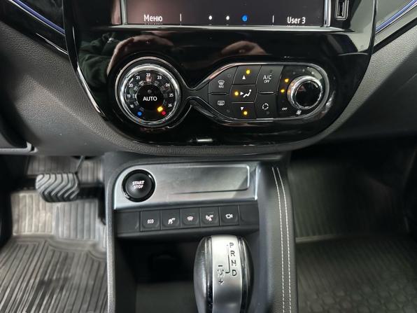 Renault Kaptur I Рестайлинг с пробегом 2021 года, цена 1 757 000 рублей, 75567 км, внедорожник, Автокод Объявления