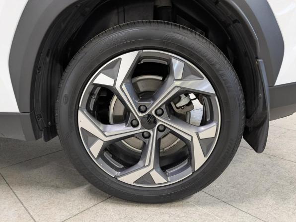 Geely Atlas II с пробегом 2024 года, цена 3 100 000 рублей, 24948 км, внедорожник, Автокод Объявления