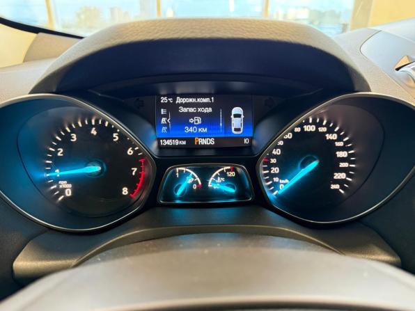 Ford Kuga II Рестайлинг с пробегом 2017 года, цена 1 560 000 рублей, 134000 км, внедорожник, Автокод Объявления
