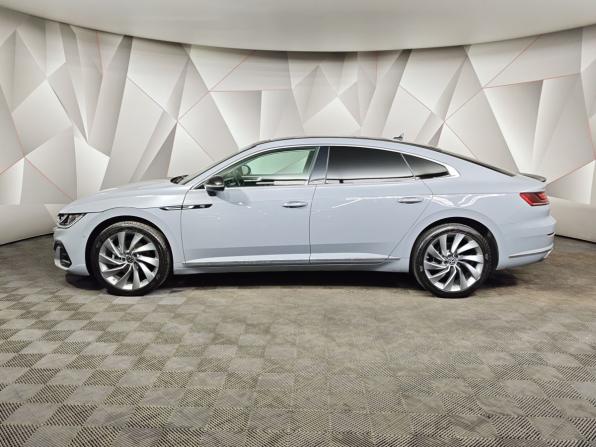 Volkswagen Passat CC II Рестайлинг с пробегом 2022 года, цена 4 300 000 рублей, 49423 км, лифтбек, Автокод Объявления
