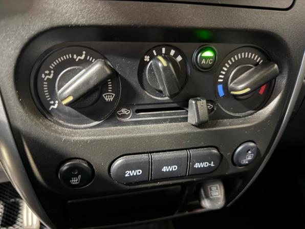Suzuki Jimny III Рестайлинг 1 с пробегом 2011 года, цена 899 000 рублей, 155000 км, внедорожник, Автокод Объявления