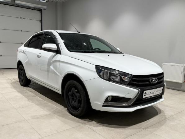 Lada (ВАЗ) Vesta I с пробегом 2019 года, цена 944 516 рублей, 147075 км, седан, Автокод Объявления