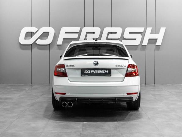 Skoda Octavia III (A7) с пробегом 2017 года, цена 1 450 000 рублей, 210222 км, лифтбек, Автокод Объявления