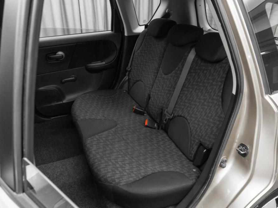 Nissan Note I Москва  - изображение 12