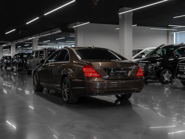 Mercedes-Benz S-Класс V (W221) Рестайлинг с пробегом 2010 года, цена 2 500 000 рублей, 196964 км, седан, Автокод Объявления