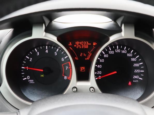 Nissan Juke I с пробегом 2013 года, цена 890 000 рублей, 184033 км, внедорожник, Автокод Объявления