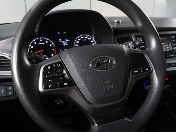 Hyundai Solaris II с пробегом 2020 года, цена 1 595 000 рублей, 101474 км, седан, Автокод Объявления
