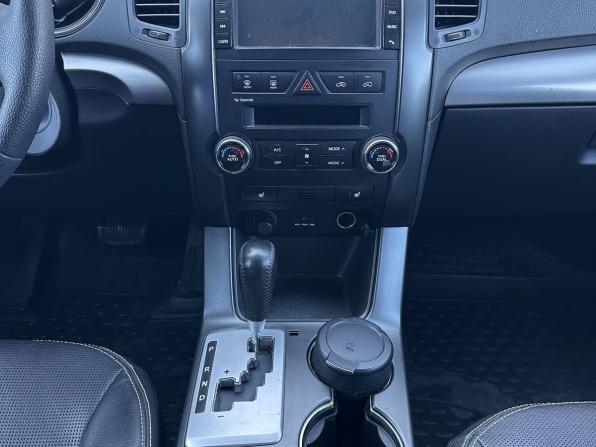 Kia Sorento II Рестайлинг с пробегом 2012 года, цена 1 514 000 рублей, 252781 км, внедорожник, Автокод Объявления