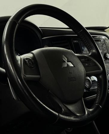 Mitsubishi Outlander III Рестайлинг с пробегом 2014 года, цена 1 675 000 рублей, 164514 км, внедорожник, Автокод Объявления