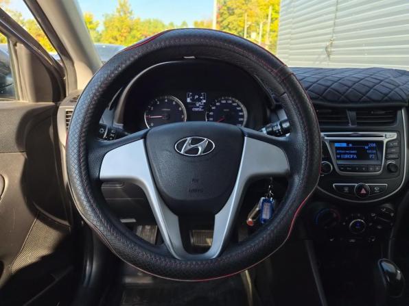 Hyundai Solaris I Рестайлинг с пробегом 2014 года, цена 797 000 рублей, 109855 км, седан, Автокод Объявления
