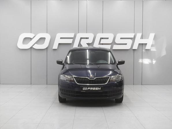 Skoda Rapid I с пробегом 2017 года, цена 1 280 000 рублей, 35271 км, лифтбек, Автокод Объявления