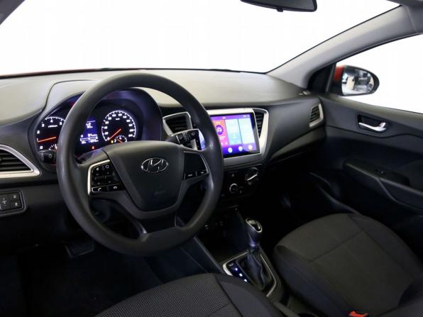 Hyundai Solaris II Рестайлинг с пробегом 2021 года, цена 1 445 000 рублей, 119041 км, седан, Автокод Объявления