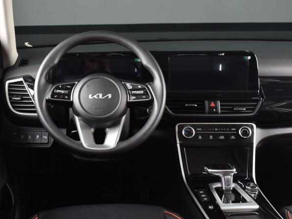 Kia Seltos II с пробегом 2026 года, цена 2 850 995 рублей, 305 км, внедорожник, Автокод Объявления