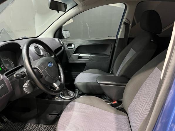 Ford Fusion I Рестайлинг с пробегом 2007 года, цена 349 000 рублей, 254386 км, хэтчбек, Автокод Объявления