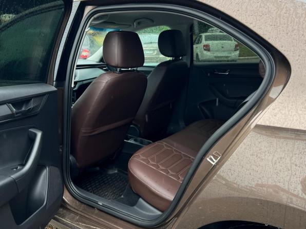 Skoda Rapid II с пробегом 2021 года, цена 1 640 000 рублей, 70638 км, лифтбек, Автокод Объявления