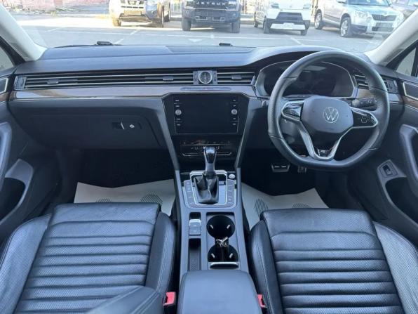 Volkswagen Passat B8 с пробегом 2015 года, цена 1 815 000 рублей, 101941 км, седан, Автокод Объявления