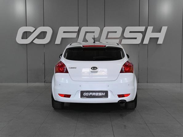 Kia Ceed I с пробегом 2008 года, цена 840 000 рублей, 235720 км, хэтчбек, Автокод Объявления
