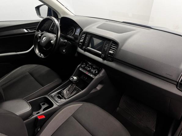 Skoda Karoq I с пробегом 2021 года, цена 1 999 000 рублей, 140769 км, внедорожник, Автокод Объявления