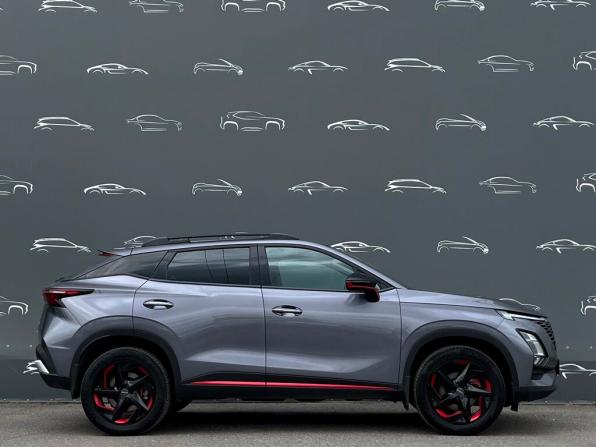 Omoda C5 I с пробегом 2023 года, цена 2 066 800 рублей, 52584 км, внедорожник, Автокод Объявления