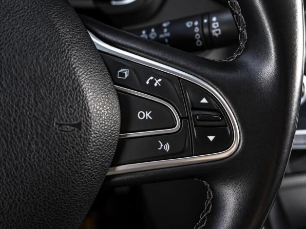 Renault Scenic IV с пробегом 2017 года, цена 1 879 000 рублей, 166575 км, компактвэн, Автокод Объявления