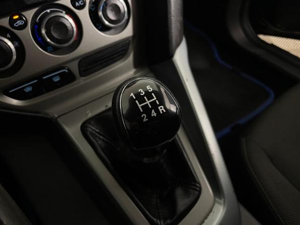 Ford Focus III с пробегом 2012 года, цена 619 000 рублей, 196567 км, хэтчбек, Автокод Объявления