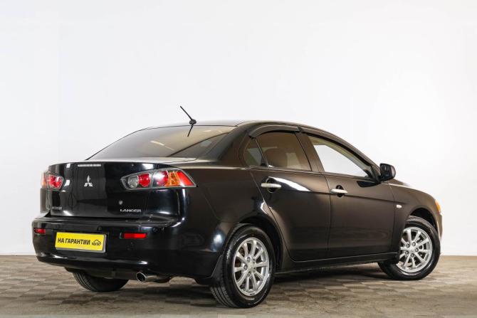 Mitsubishi Lancer X Рестайлинг с пробегом 2011 года, цена 1 049 000 рублей, 141000 км, седан, Автокод Объявления