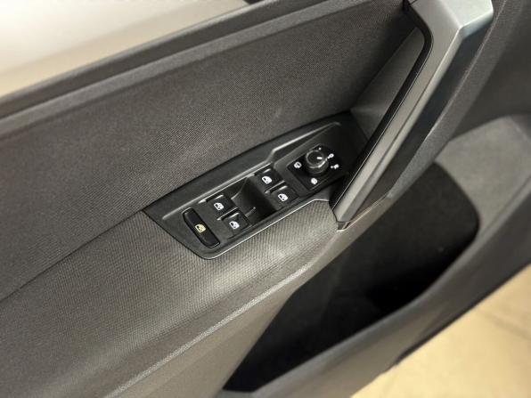 Volkswagen Tiguan II с пробегом 2020 года, цена 2 190 000 рублей, 80427 км, внедорожник, Автокод Объявления