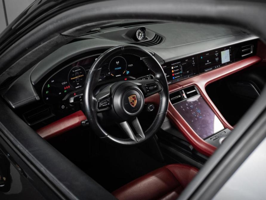 Porsche Taycan I Тюмень  - изображение 36