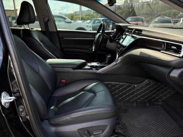 Toyota Camry VIII (XV70) с пробегом 2020 года, цена 2 780 000 рублей, 132221 км, седан, Автокод Объявления