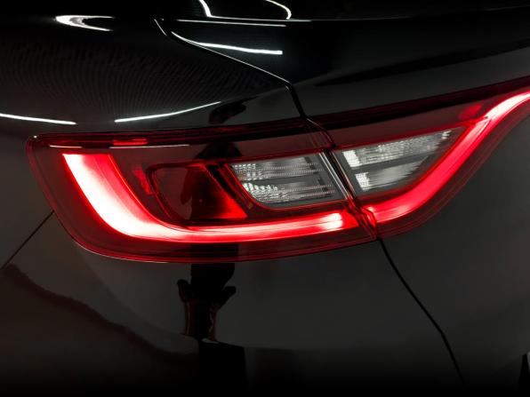 Renault Arkana I с пробегом 2019 года, цена 1 400 000 рублей, 113464 км, внедорожник, Автокод Объявления
