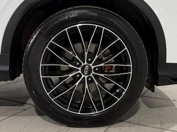 Geely Coolray I с пробегом 2023 года, цена 1 829 800 рублей, 32000 км, внедорожник, Автокод Объявления